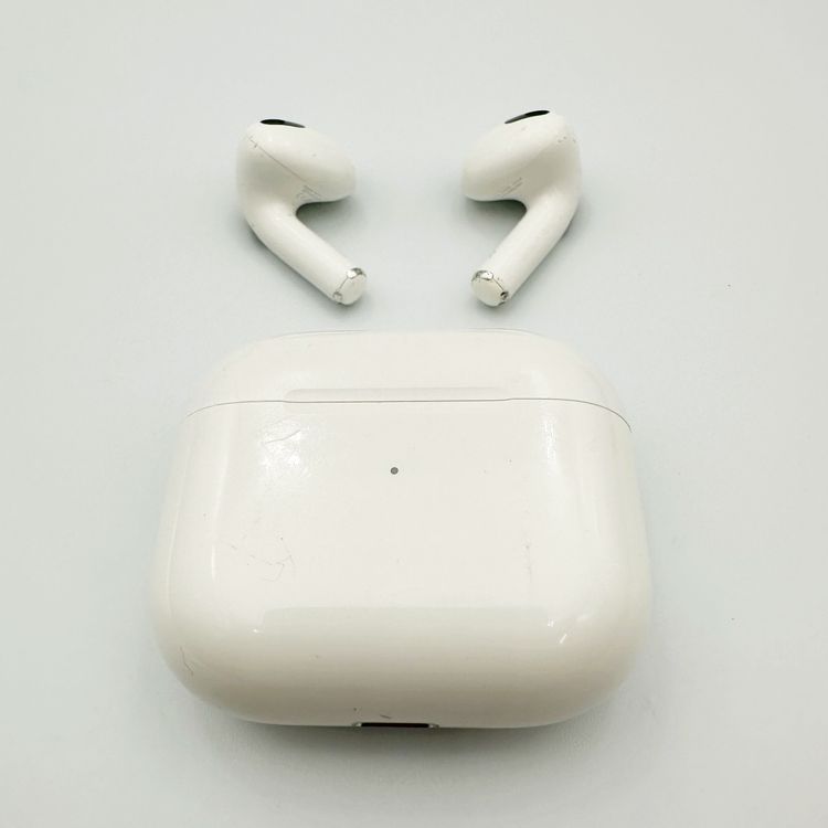 AirPods ��3���� �ۥ磻�� MME73J/A