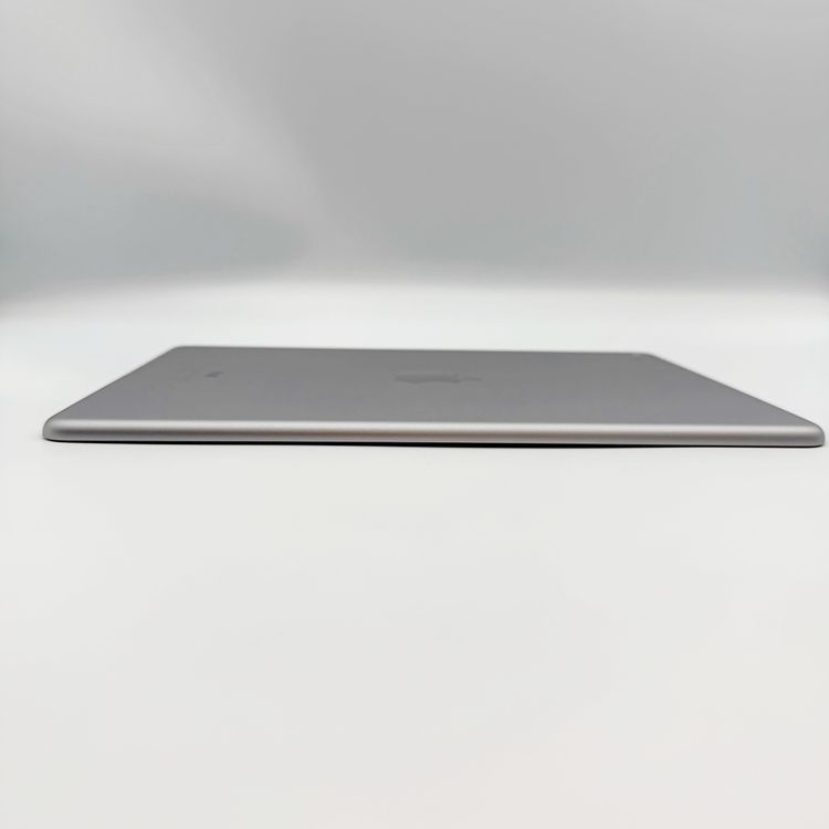 �ڥХåƥ꡼97���iPad Air 2 Wi-Fi��64GB������С�