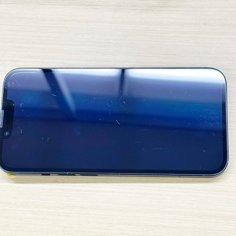 �ڥХåƥ꡼84���iPhone 14��128GB��Midnight��au