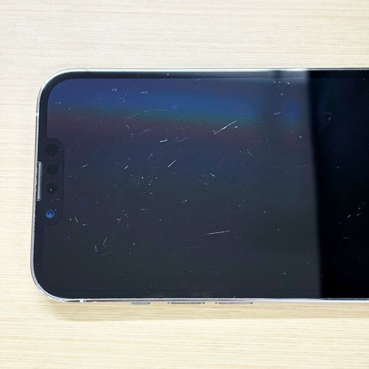 �ڥХåƥ꡼76���iPhone 13 Pro 256GB au Silver