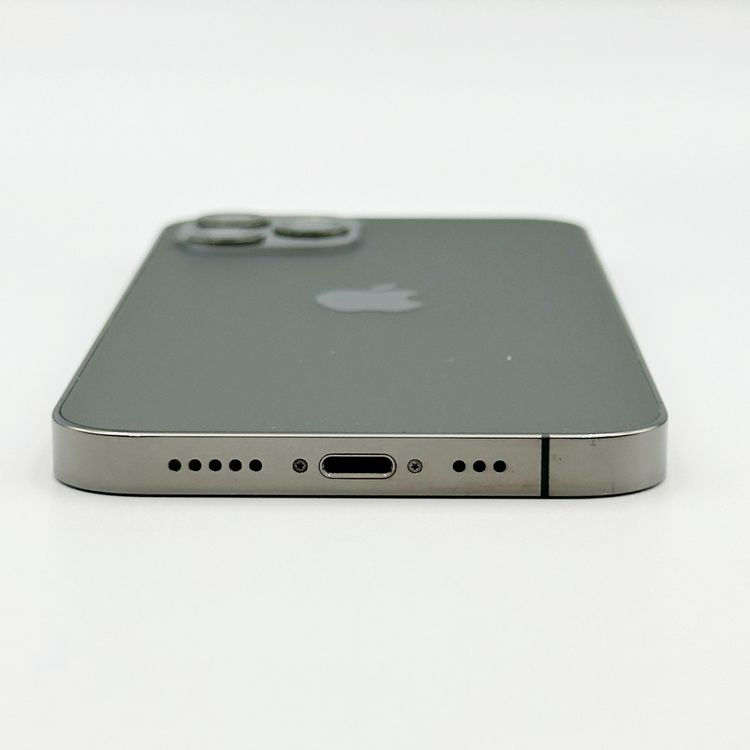 �ڥХåƥ꡼77���iPhone 12 Pro��256GB	Graphite	docomo