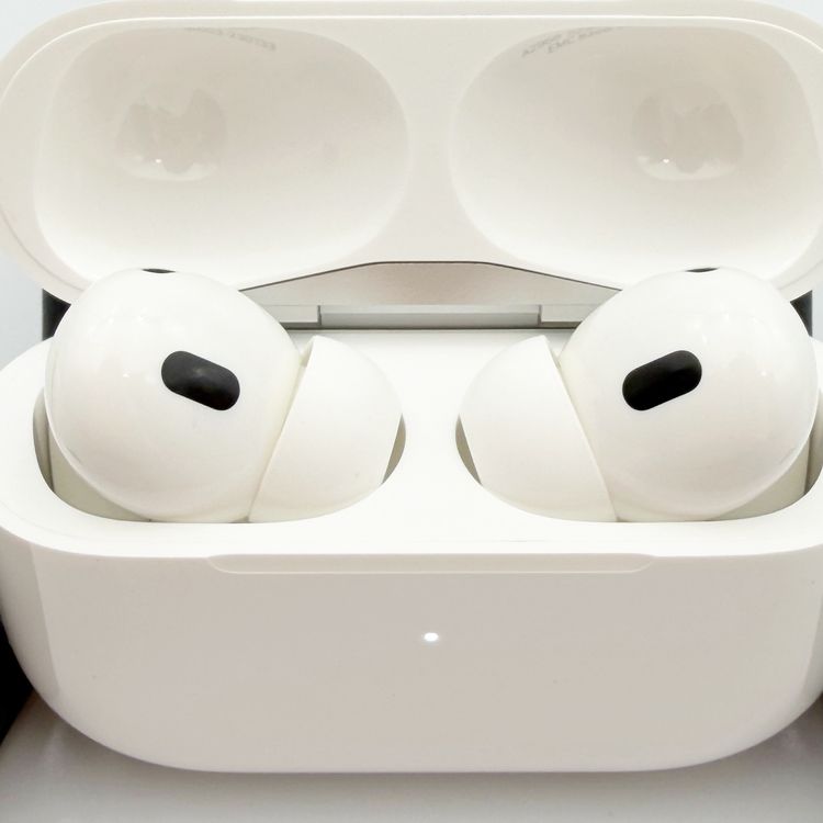 AirPods Pro����2����ˡ��ۥ磻��