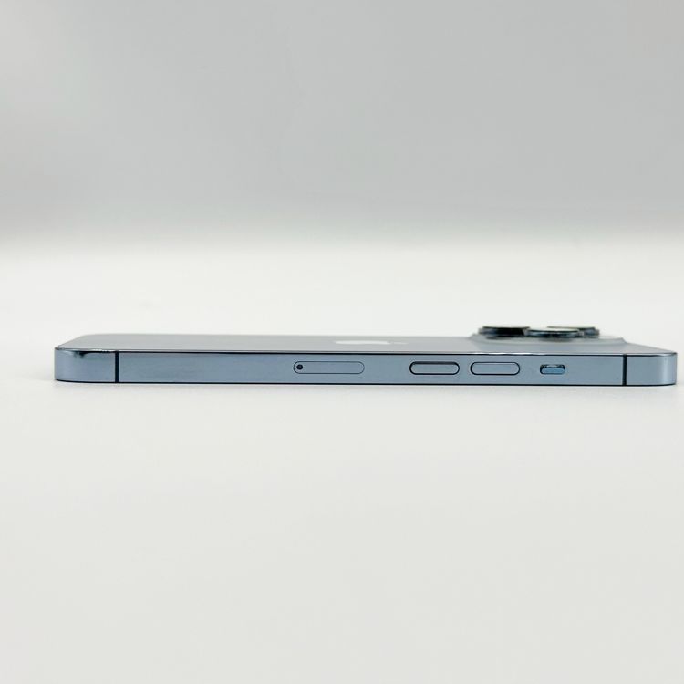 �ڥХåƥ꡼71���iPhone 13 Pro��256GB���֥롼��au