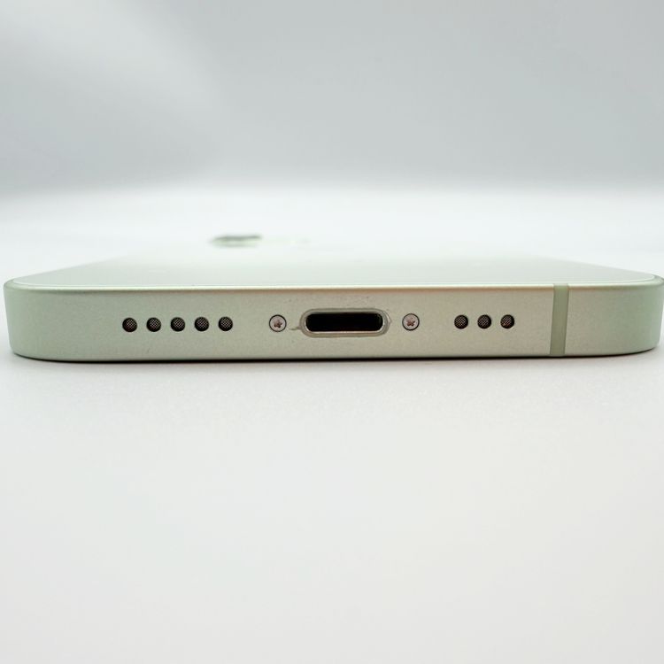 �ڥХåƥ꡼78���iPhone 12 128GB ���꡼��au