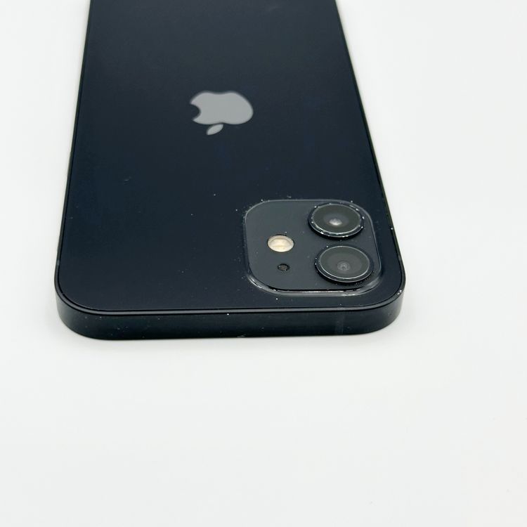 �ڥХåƥ꡼74���iPhone 12 64GB��Black��docomo