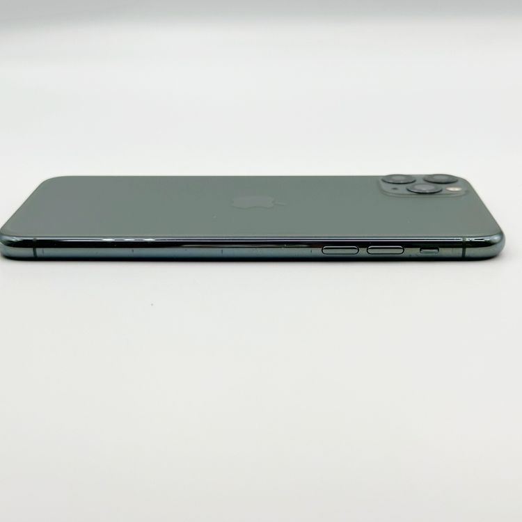 �ڥХåƥ꡼73���iPhone 11 Pro Max 256GB au