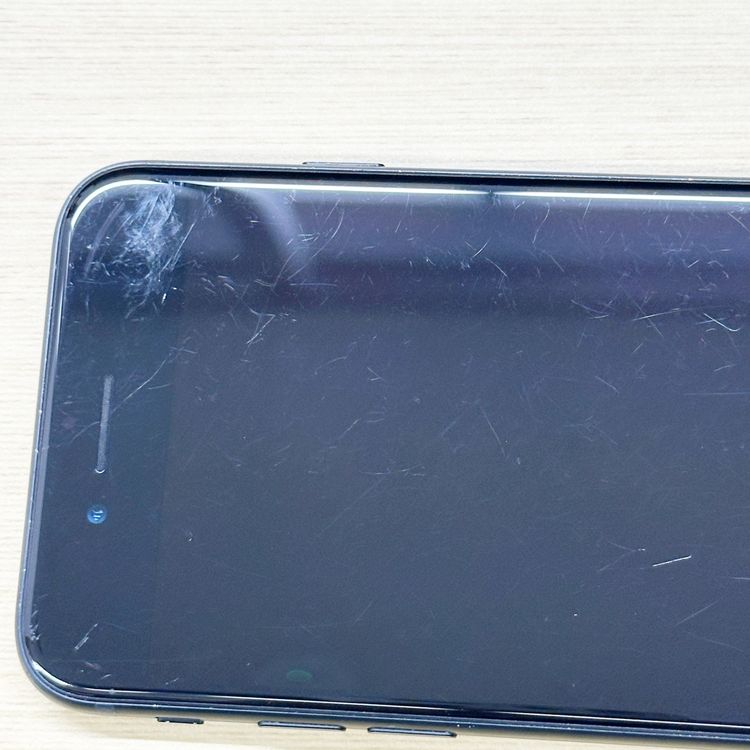 �ڥХåƥ꡼92���iPhone SE (��3����) 64GB SoftBank