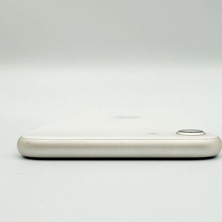 �ڥХåƥ꡼90���iPhone SE (��3����) 64GB SoftBank