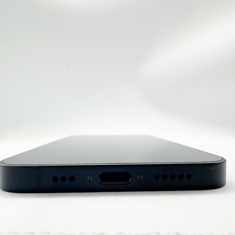 ��SIM�ե꡼��iPhone16e 128GB �֥�å� ����100�� ���������ݾ�