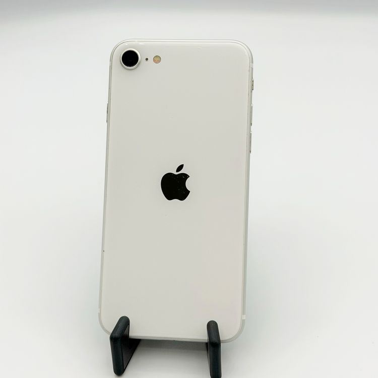 �ڥХåƥ꡼93��� iPhone SE ��2���� 64GB �ۥ磻�ȡ�SoftBank