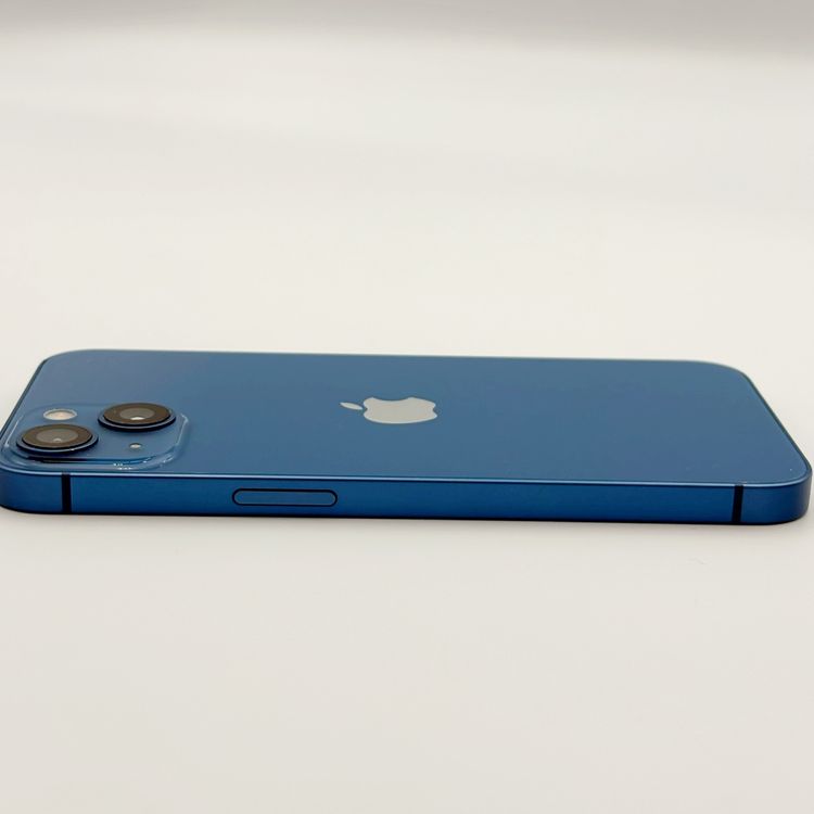 �ڥХåƥ꡼92���iPhone 13 128GB	Blue docomo