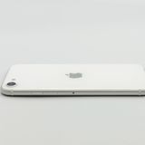 �ڥХåƥ꡼88���iPhone SE (��2����)��128GB	White��docomo