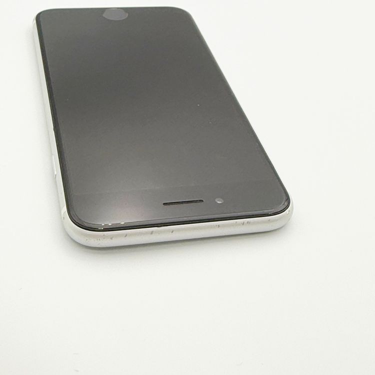 �ڥХåƥ꡼83���iPhone SE (��2����)��64GB	White��docomo