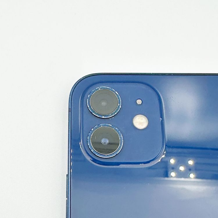 �ڥХåƥ꡼82���iPhone 12��128GB��Blue��docomo