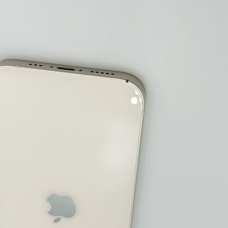 �ڥХåƥ꡼74���iPhone 12 64GB �ۥ磻�ȡ�au