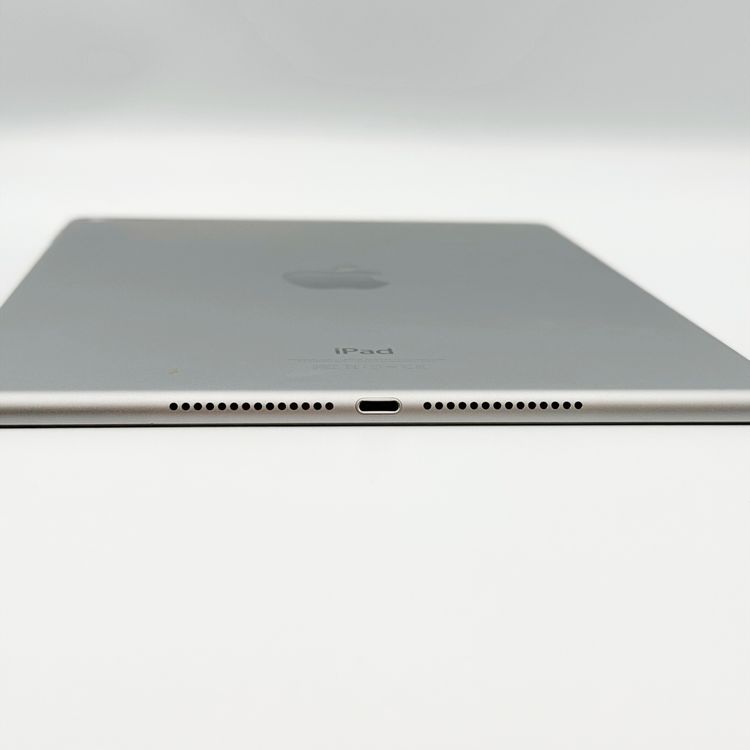 �ڥХåƥ꡼94���iPad Air 2 Wi-Fi��64GB������С�