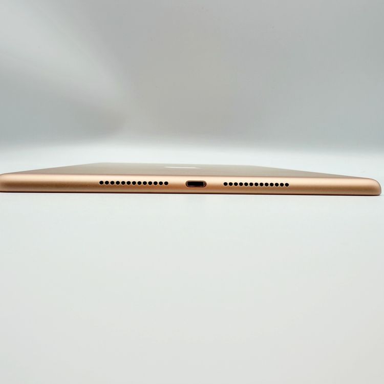 �ڥХåƥ꡼85���iPad ��7���� 32GB ������� Wi-Fi