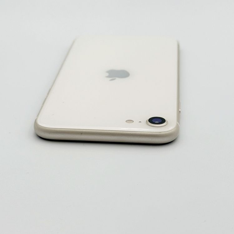 �ڥХåƥ꡼86���iPhone SE (��3����)��64GB	Starlight��docomo