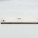 �ڥХåƥ꡼97���iPhone SE (��3����)��64GB	Starlight��docomo
