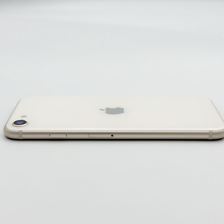 �ڥХåƥ꡼97���iPhone SE (��3����)��64GB	Starlight��docomo