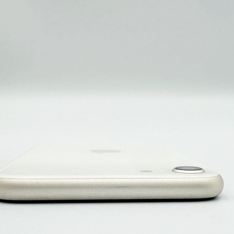 �ڥХåƥ꡼96���iPhone SE (��3����) 64GB SoftBank