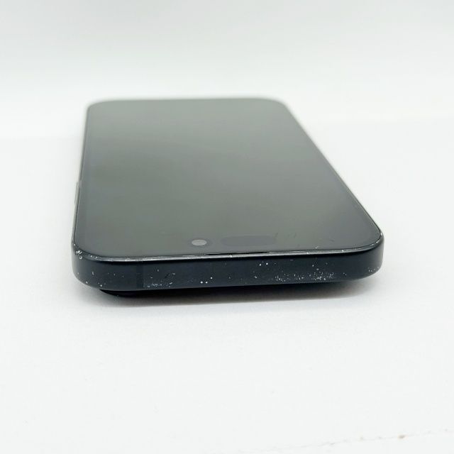 �ڥХåƥ꡼83���iPhone15 128GB �֥�å�