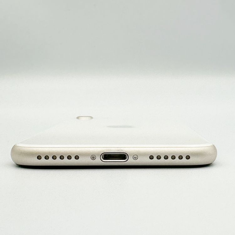 �ڥХåƥ꡼95���iPhone SE (��3����) 64GB SoftBank