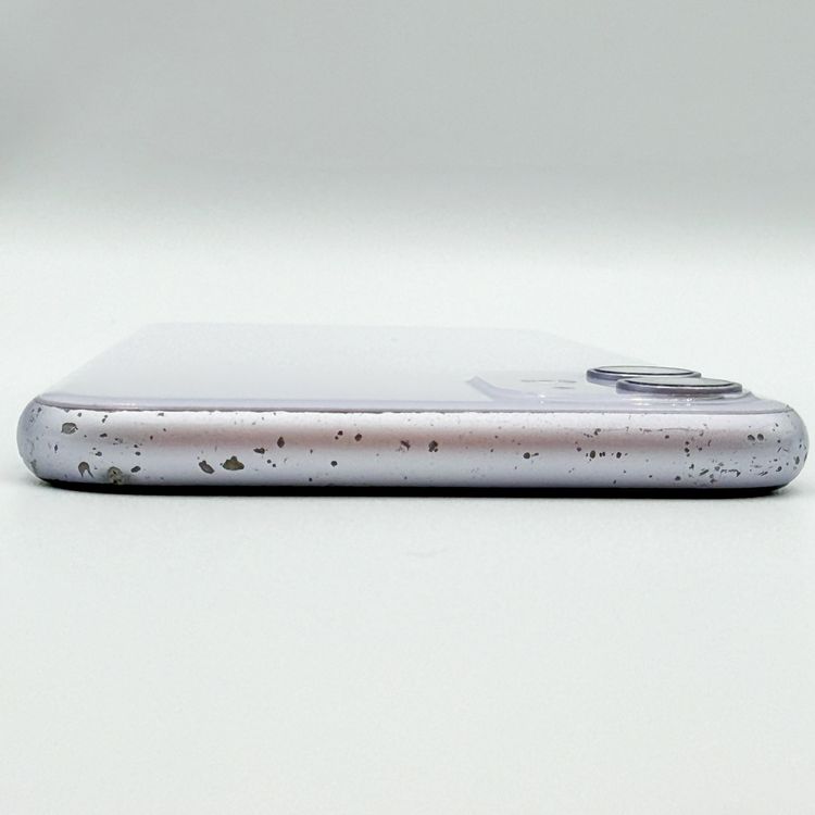 �ڥХåƥ꡼66���iPhone 11 64GB �ѡ��ץ롡au