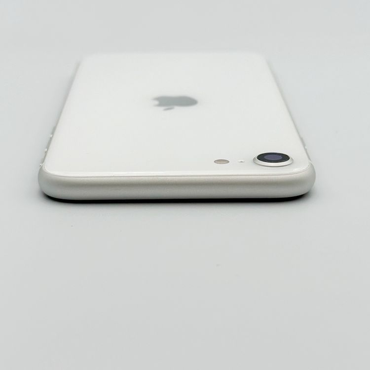 �ڥХåƥ꡼80���iPhone SE (��2����)��64GB	White��docomo