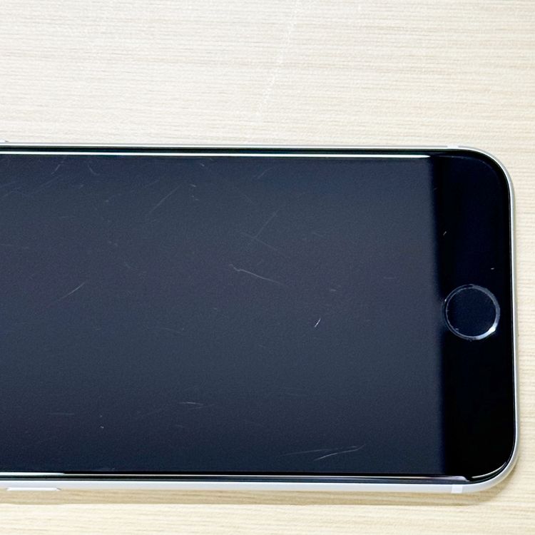�ڥХåƥ꡼93%��iPhone SE (��2����)��64GB	White��docomo