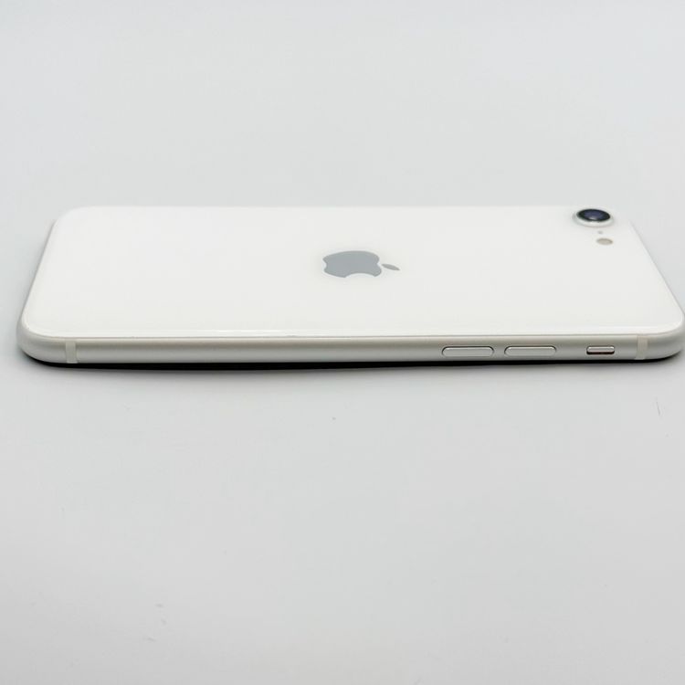 �ڥХåƥ꡼83���iPhone SE (��2����)��64GB	White��docomo
