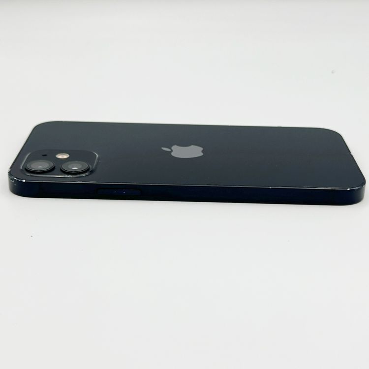 �ڥХåƥ꡼81���iPhone 12 64GB Black��docomo