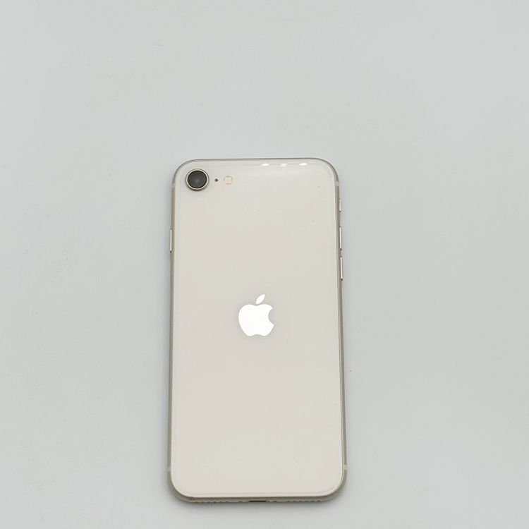 �ڥХåƥ꡼86���iPhone SE (��3����)��64GB	Starlight��docomo