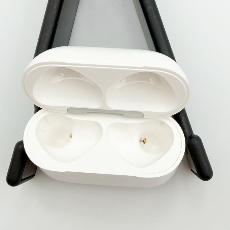 AirPods 4 MXP63J/A���ۥ磻��
