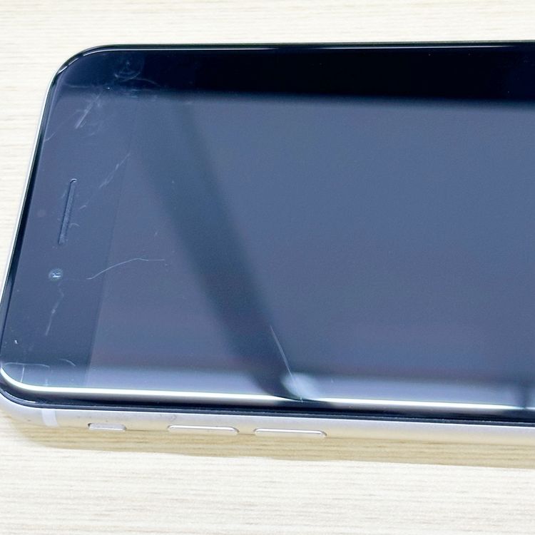 �ڥХåƥ꡼91���iPhone SE (��3����) 64GB SoftBank