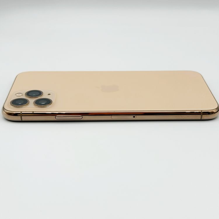 �ڥХåƥ꡼69���iPhone 11 Pro 512GB	Gold docomo