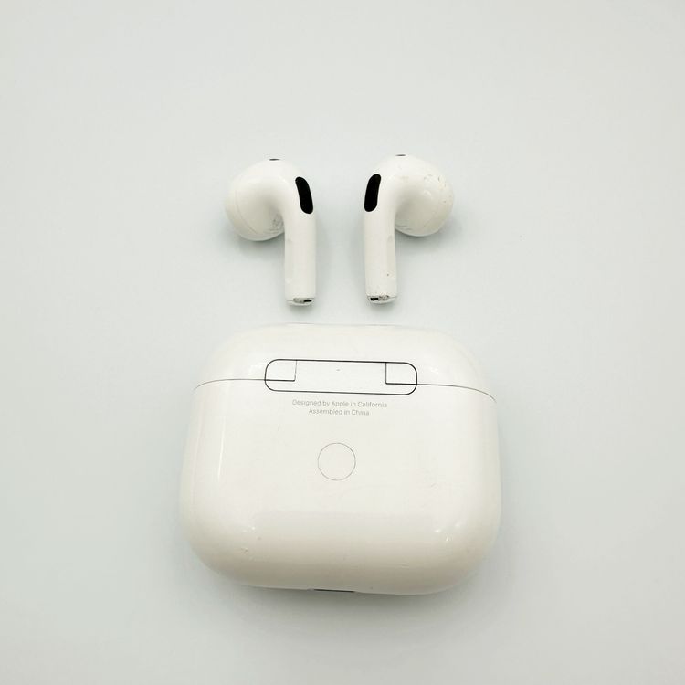 AirPods ��3���� �ۥ磻�� MME73J/A