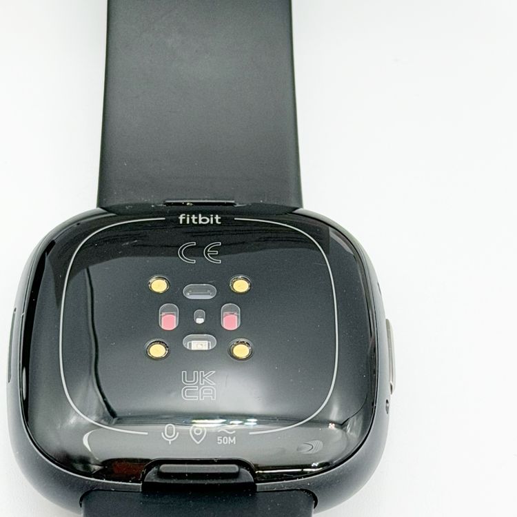 Fitbit Versa 4 ���ޡ��ȥ����å�������ե����ȡ�FB523