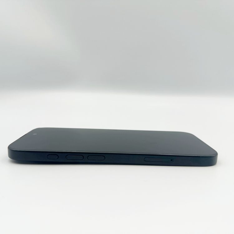 �ڥХåƥ꡼100���iPhone 16 128GB �֥�å���SIM�ե꡼