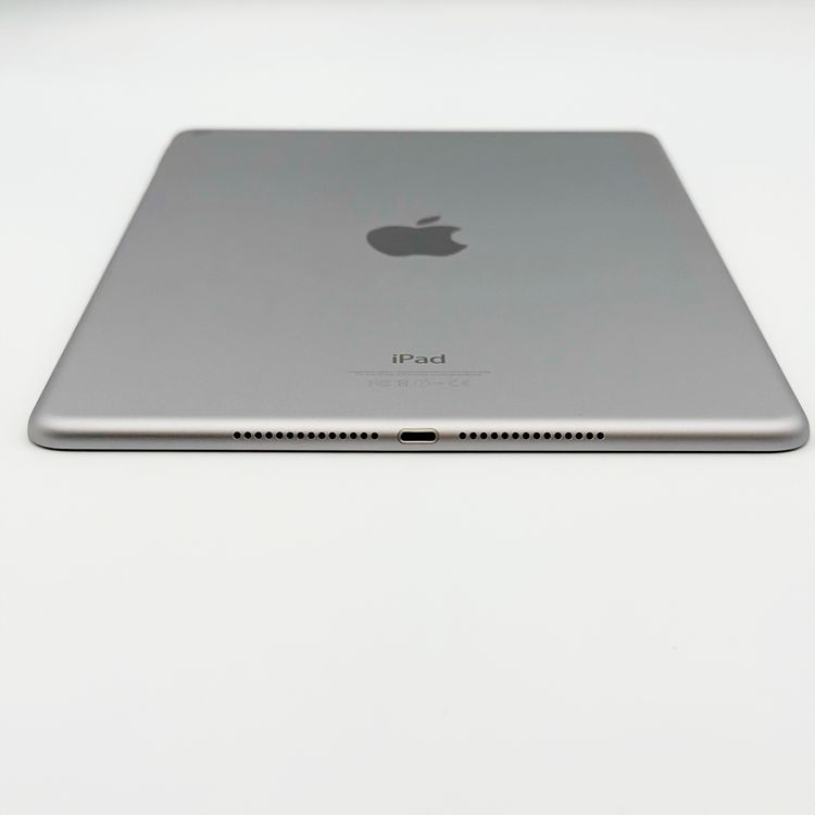 �ڥХåƥ꡼97���iPad Air 2 Wi-Fi��64GB������С�
