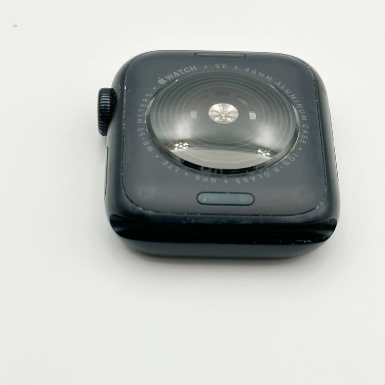 Apple Watch SE ��2���� 40mm GPS + Cellular	32GB