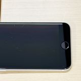 �ڥХåƥ꡼80���iPhone SE (��2����)��64GB	White��docomo