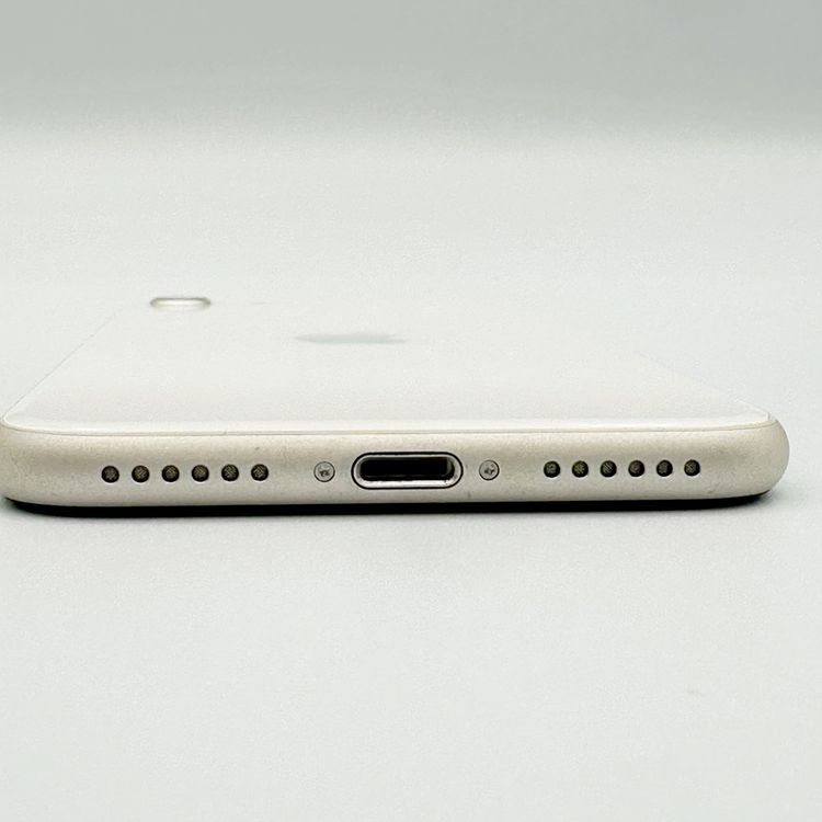 �ڥХåƥ꡼99���iPhone SE (��3����) 64GB SoftBank
