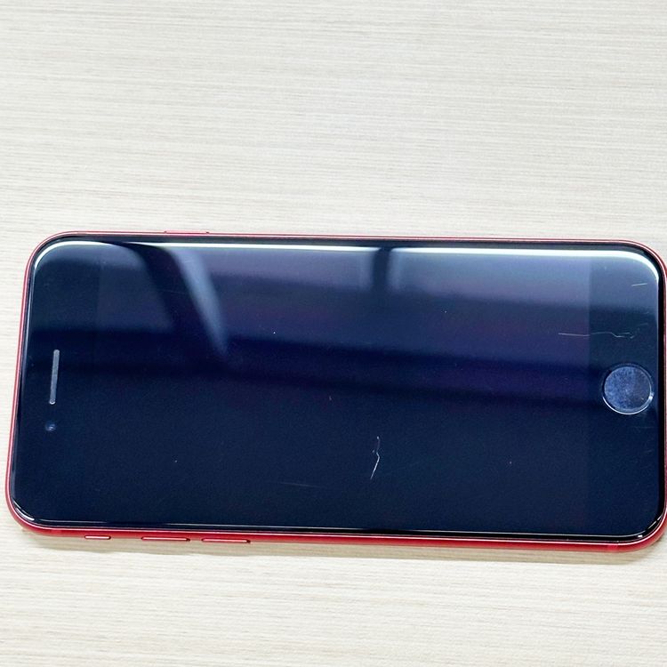 �ڥХåƥ꡼82���iPhone SE ��2���� 128GB SIM�ե꡼
