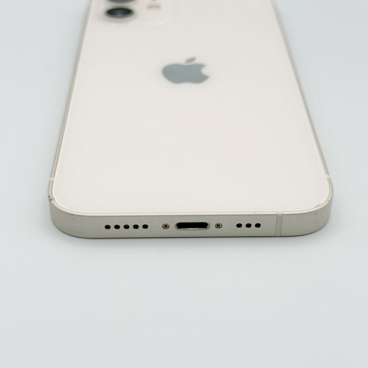 �ڥХåƥ꡼77���iPhone 12��64GB	White��SoftBank