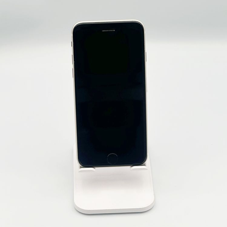 �ڥХåƥ꡼86���iPhoneSE ��3���� 64GB �������饤�ȡ�docomo