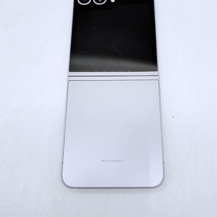 【ジャンク】Galaxy Z Flip6 512GB シルバーシャドウ SM-F741Q