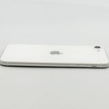 �ڥХåƥ꡼88���iPhone SE (��2����)��128GB	White��docomo