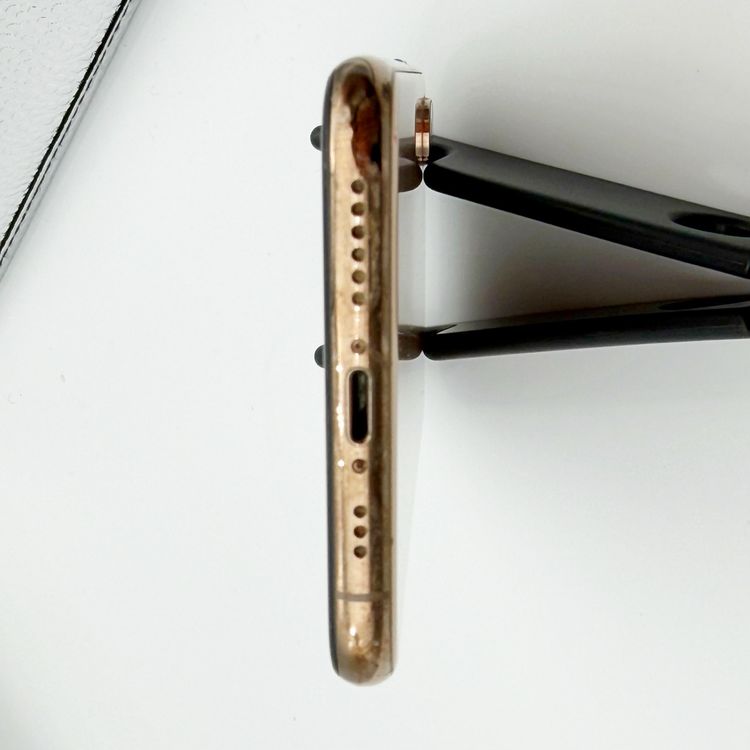 �ڥХåƥ꡼73��iPhone Xs ��256GB��������ɡ�SIM�ե꡼