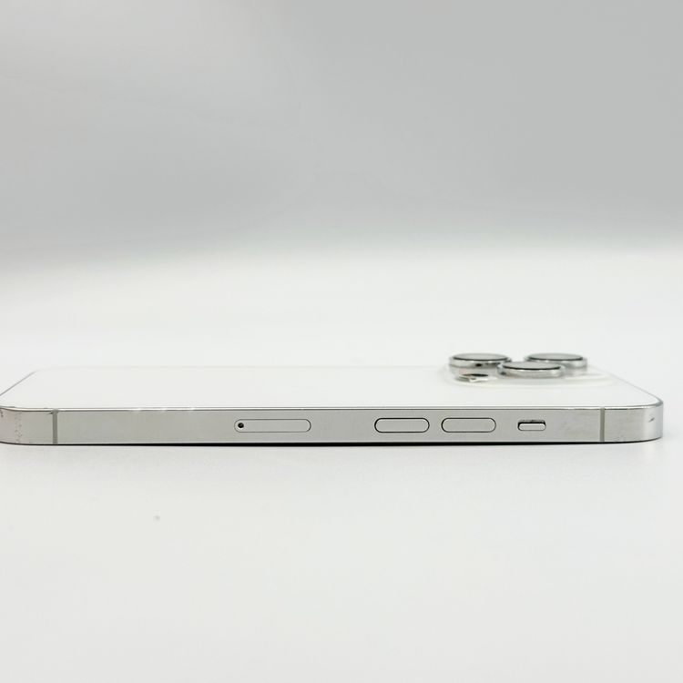 �ڥХåƥ꡼84���iPhone 14 Pro��128GB��docomo